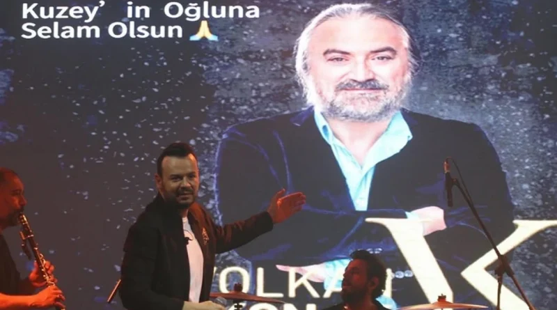 Deha bilimlier’in ferdi tayfur ve volkan konak sözleri duygulandırdı