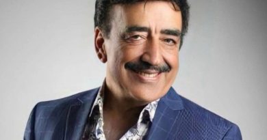 Sahnede fenalaşan Hakkı Bulut hastaneye kaldırıldı!.